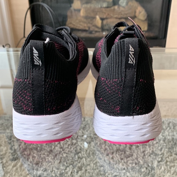 NWT AVIA Black & Fuchsia Helix Walking Shoes - Picture 4 of 9